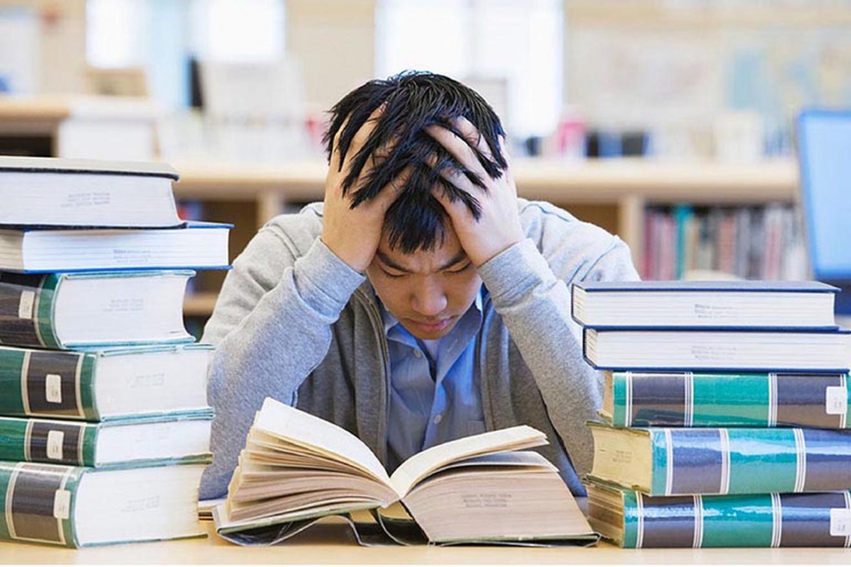 Để trẻ không trầm cảm vì áp lực thi cử